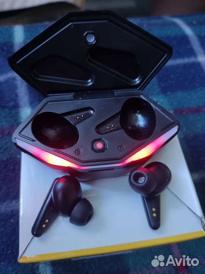 Беспроводные наушники бу