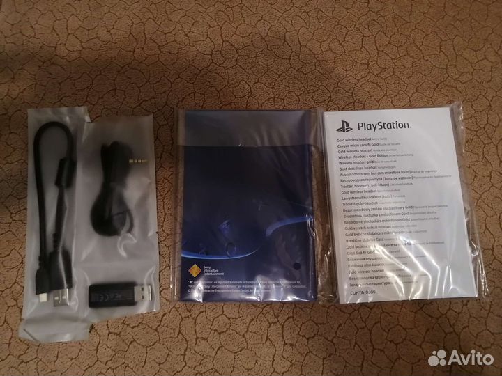 Беспроводные наушники новые