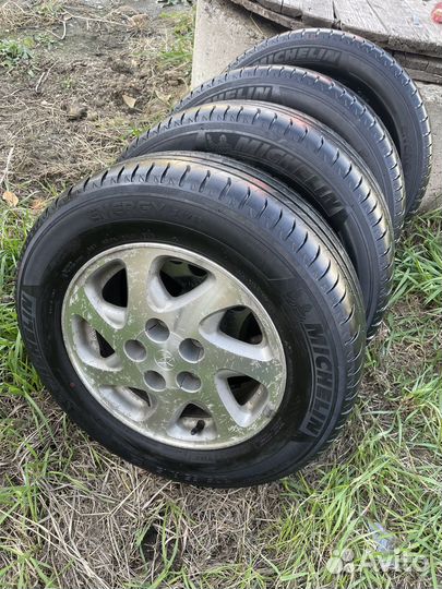 Продам колеса R15