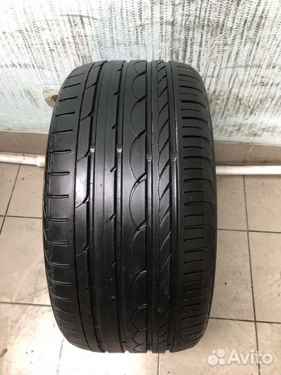Yokohama Advan Sport V102 275/40 R19