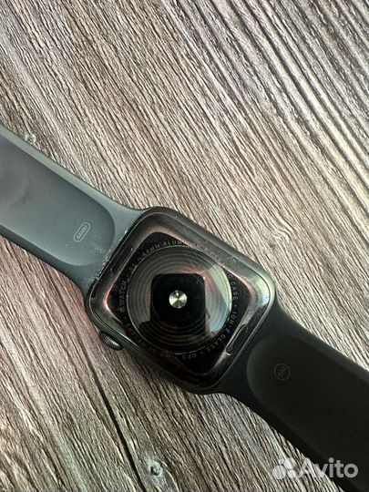 Часы apple watch se 44 mm