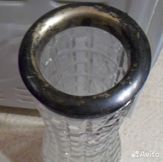 Хрустальная ваза с мельхиоровым ободком