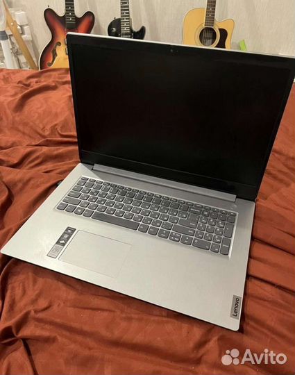 Ноутбук lenovo