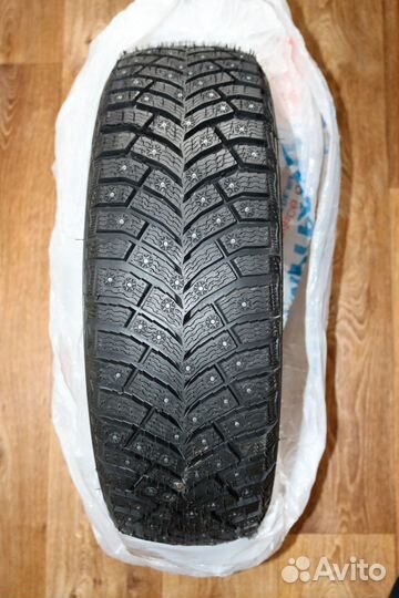 Michelin X-Ice North 4 285/40 R22 111H