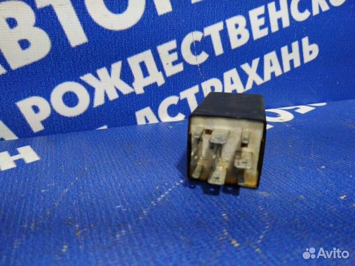 Реле Audi A8 седан ABZ 1996