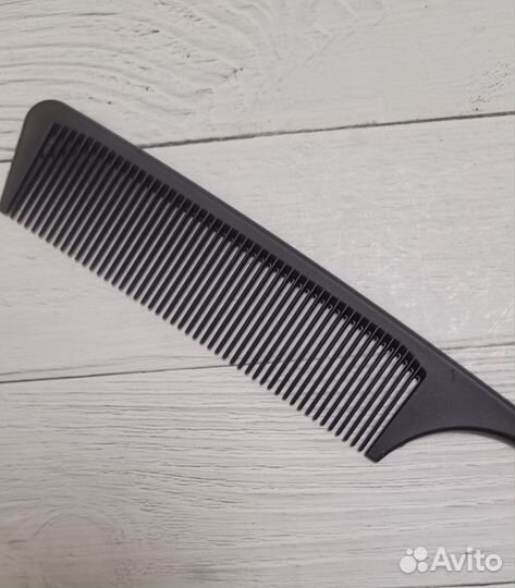 Расчёска-хвостик. Карбон