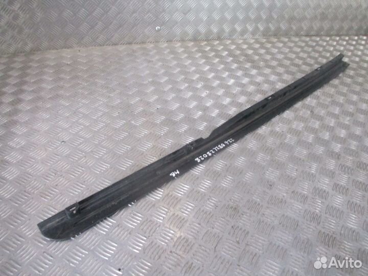 Молдинг крыши правый Mercedes-Benz A9416982101