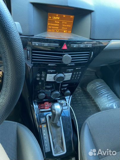 Opel Astra 1.8 AT, 2010, 238 000 км