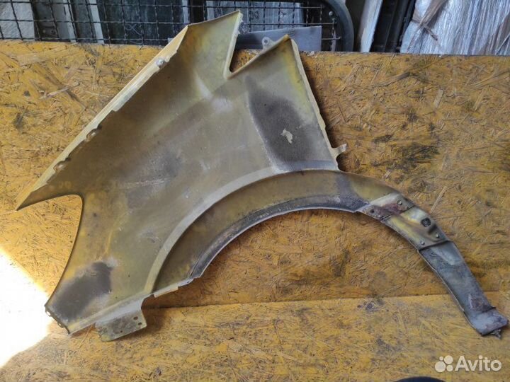 Крыло для правое Mercedes Sprinter W906 2.2 OM646