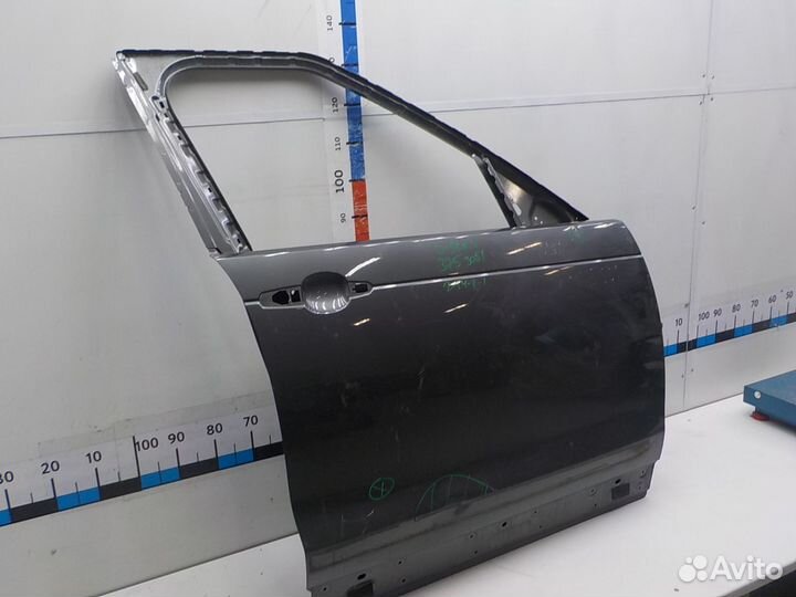 Дверь передняя правая Land Rover Discovery V