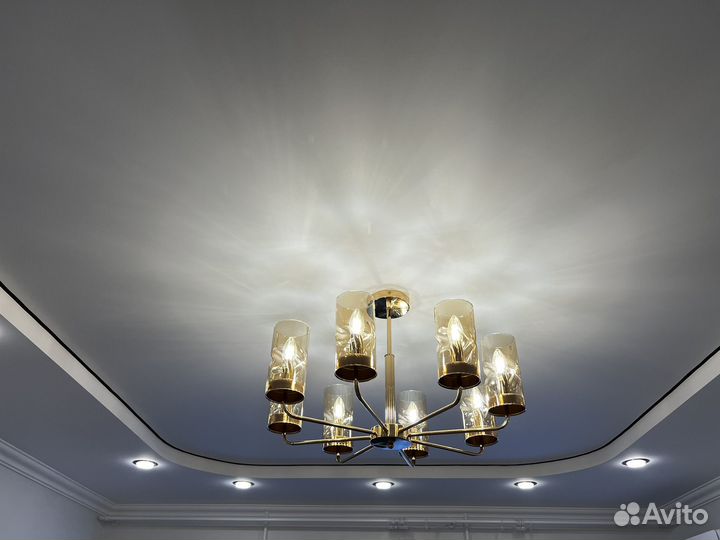 Люстра новая