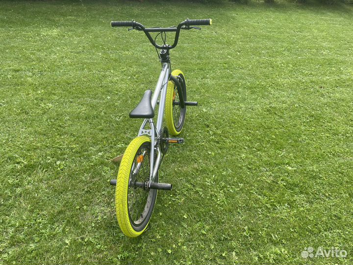 Трюковой велосипед BMX