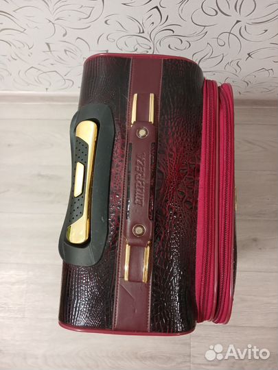 Чемодан на колесах