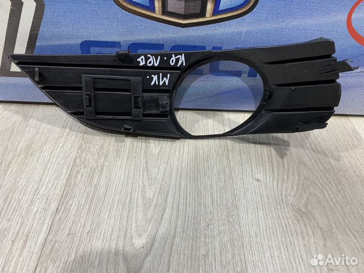 Оправа накладка птф туманки Geely MK cross Лев