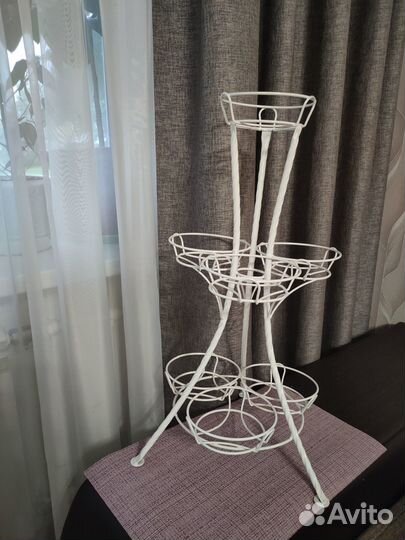 Подставка для цветов на подоконник