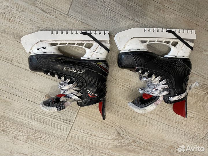 Хоккейные коньки bauer