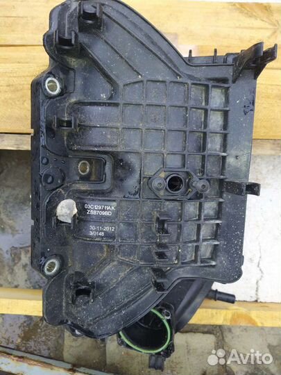 Впускной коллектор Фольксваген Джетта 1.4 TSI caxa