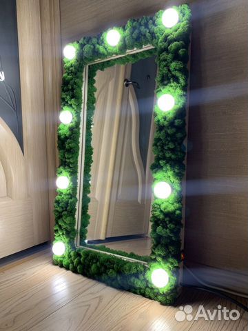 Зеркало с подсветкой и стабилизированным мхом