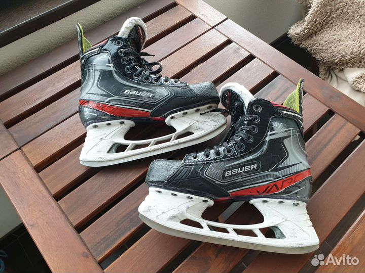 Коньки хоккейные bauer
