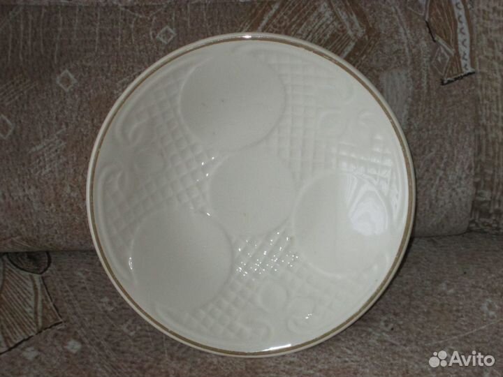 Блюдца керамические зик времен СССР