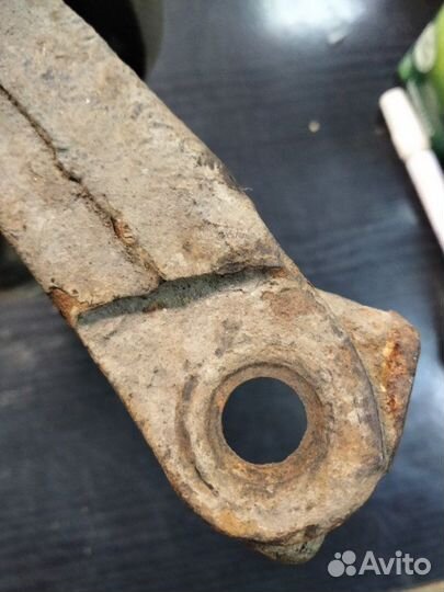 Кулак поворотный правый передний Peugeot 308 EP6