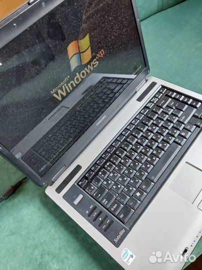 Отличный ноутбук 15 Toshiba 2 ядра 1 гб 60 hdd