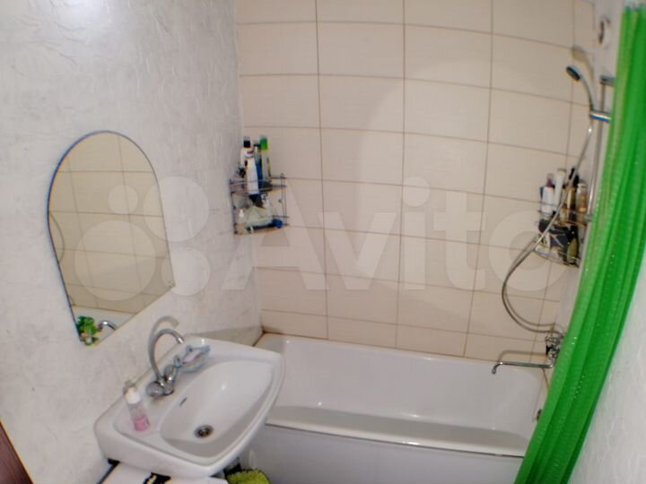 Комната 16 м² в 2-к., 8/17 эт.