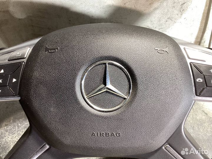 Подушка безопасности водителя Mercedes-Benz W166