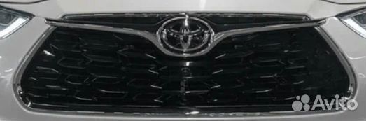 Решетка радиатора XU70 Toyota Highlander