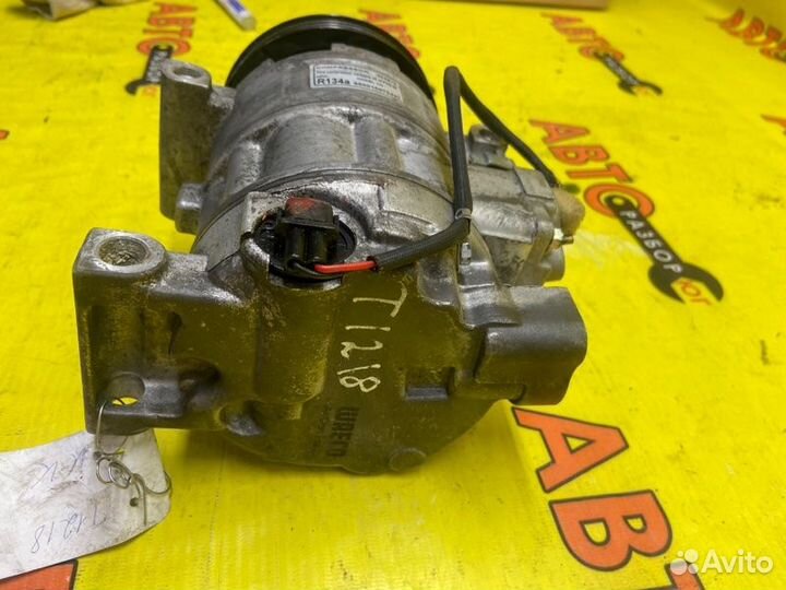 Компрессор кондиционера Audi A6 C5 AZA 2001