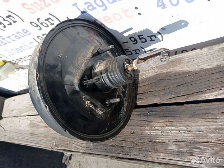 Nissan Х-Trail 1 T30 усилитель тормозов