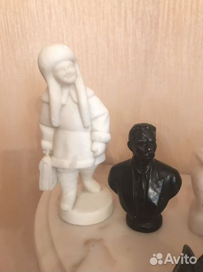 Статуэтки. Предметы. Разное