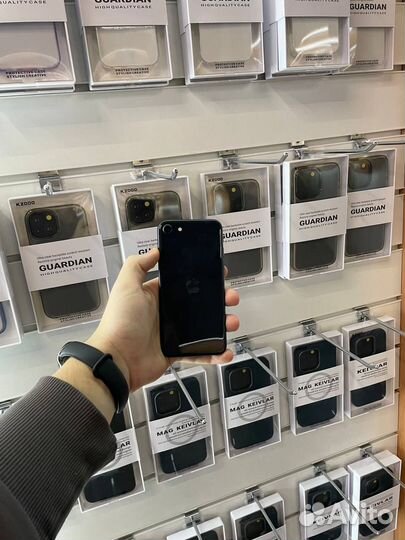 iPhone SE (2020), 128 ГБ