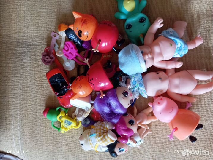 Игрушки из киндера пакетом