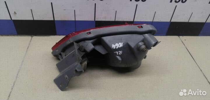Отражатель в бампер задний левый RAV 4 2013