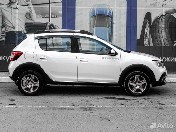 Renault Sandero Stepway 1.6 AT, 2019, 33 212 км