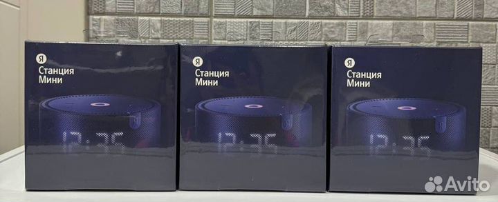 Умная колонка яндекс алиса мини с часами