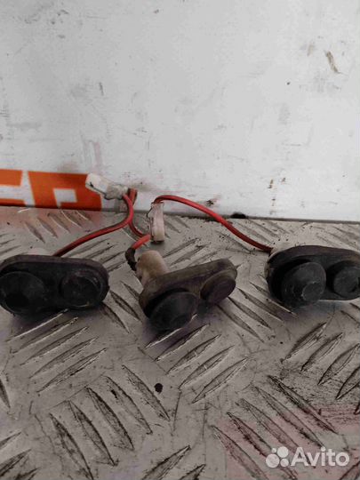 Концевик двери 5EFE Тойота Калдина