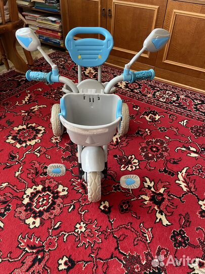 Детский велосипед трехколесный