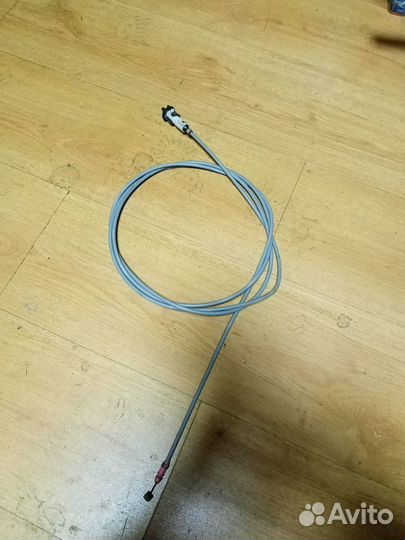 Тросик лючка бензобака Тойота Авенсис Т 220 седан