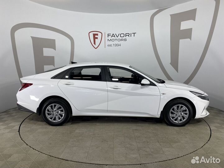 Hyundai Elantra 1.6 AT, 2021, 50 896 км