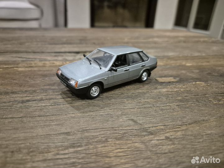 Ваз 21099 1/43 автолегенды