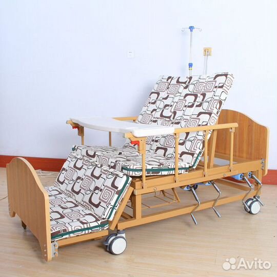 Медицинская кровать для лежачих больных помощь