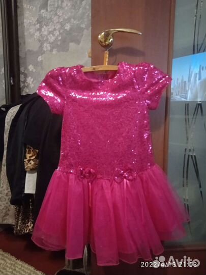 Нарядное платье для девочки