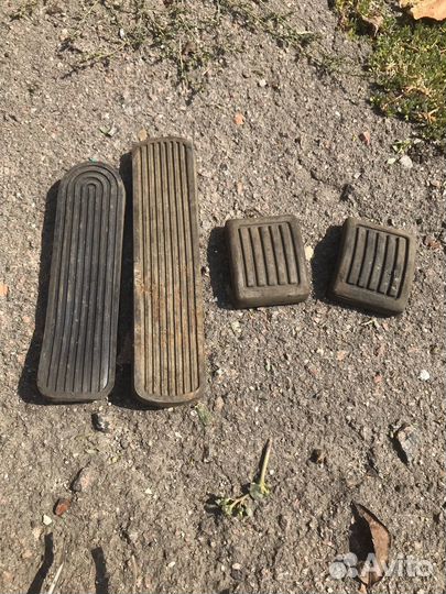 Накладки на педали газ 21