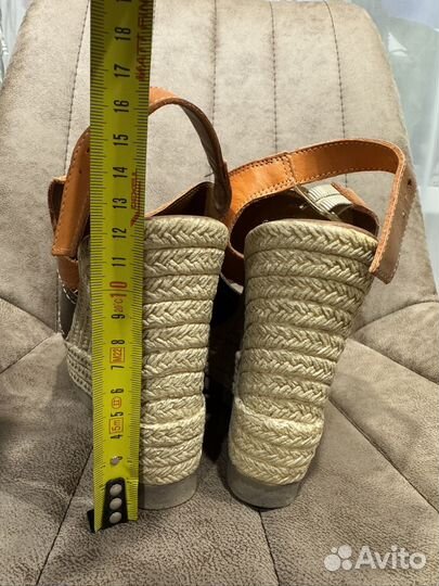 Босоножки на платформе 39 размер