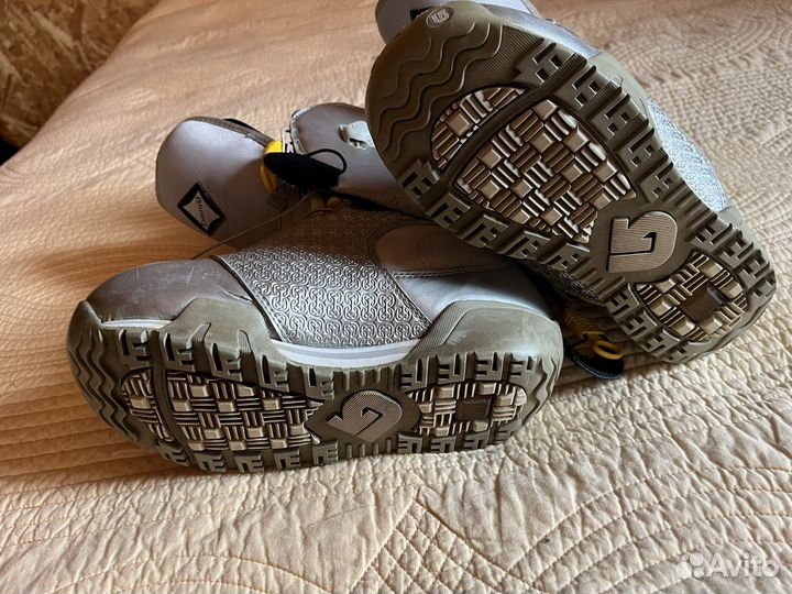 Сноубордические ботинки Burton Emerald 38