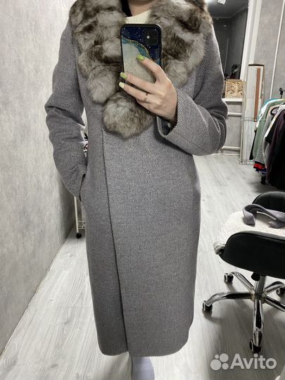 Пальто демисезонное