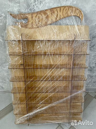 Полка из фанеры Hot Wheels