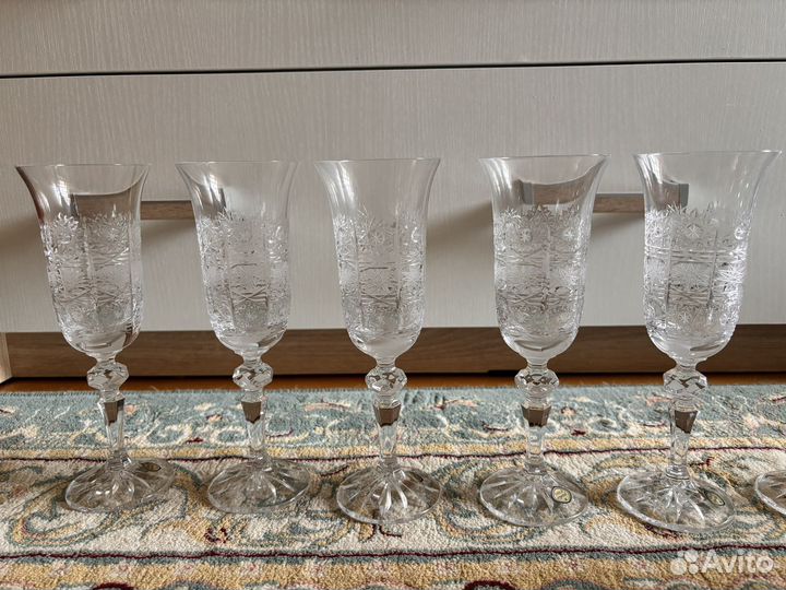 Хрустальные фужеры для шампанского